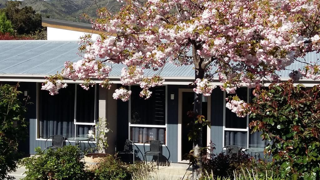Central Gateway Motel Cromwell Exterior photo